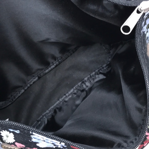 Canvas Black and Floral Adjustable Strap Purse - Picture 10 of 15